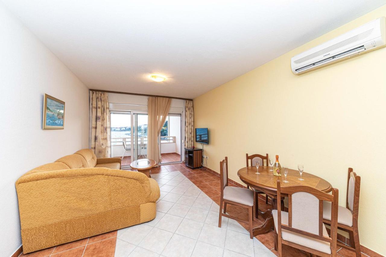 Sea View Apartments Sirena Okrug Gornji Dış mekan fotoğraf